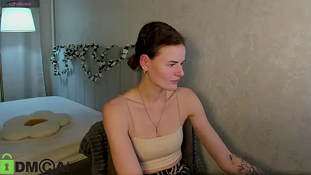 Wanda Gomez online show from October 2025 03:00:01 PM