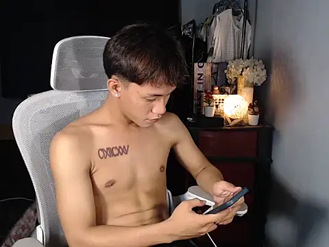 naughtyboyloy 0 online show from February 2026 05:25:01 PM