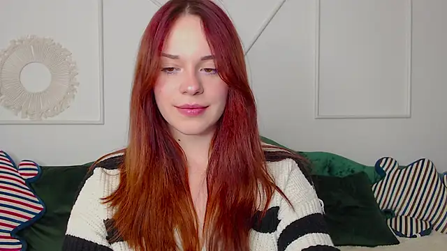 Snapshot of Little_melodyy chatting on September 2025 08:34:02 PM Little melodyy online show from September 2025 08:34:02 PM