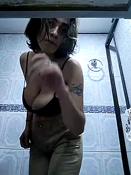 Crystal Star  online show from November 2025 01:53:01 AM