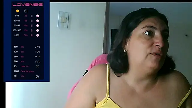 lina maria99 online show from September 2025 01:23:02 PM