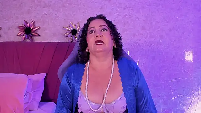 PalomaLombardi online show from December 2025 08:17:01 PM