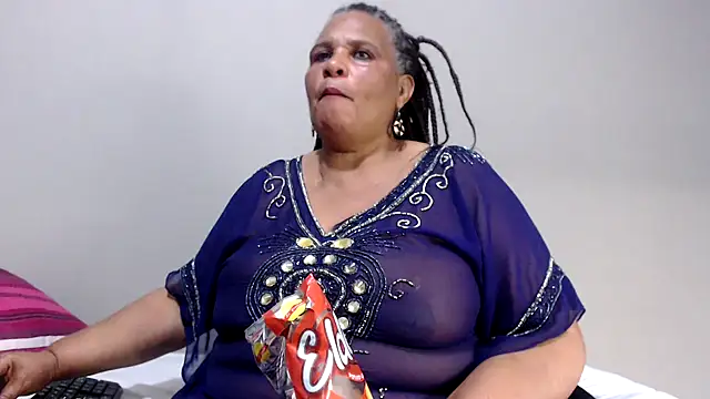 Snapshot of GrandBustyMelon chatting on November 2025 08:20:02 PM GrandBustyMelon online show from November 2025 08:20:02 PM