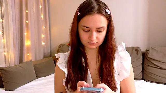 Lelia Vibe online show from November 2025 08:19:01 PM