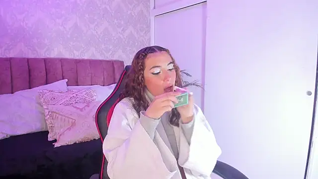 Anseru  online show from September 2025 11:37:01 AM