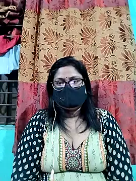 Snapshot of Ayat-3 chatting on October 2025 09:02:01 PM Ayat-3 online show from October 2025 09:02:01 PM