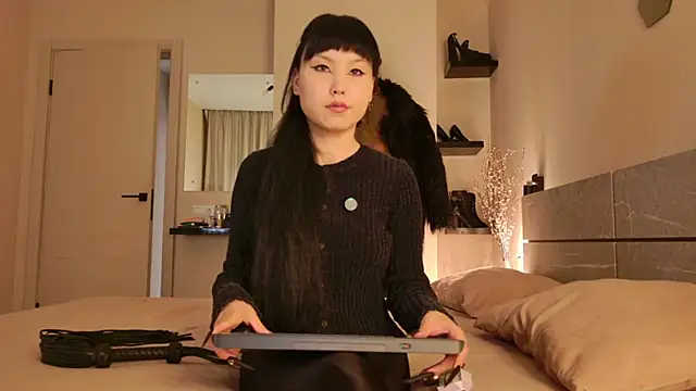 PurpleD1va online show from November 2025 08:14:01 PM