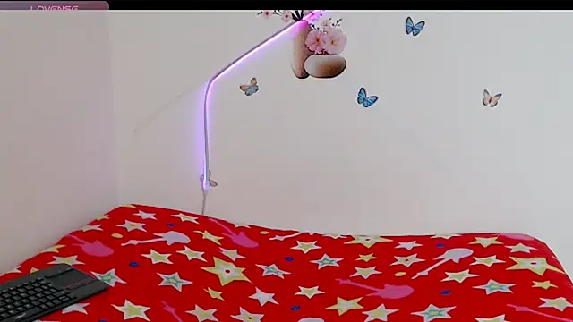 angelyxs online show from November 2025 05:26:01 PM