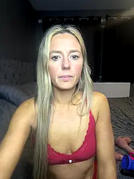 sammie-99 online show from September 2025 06:46:02 PM