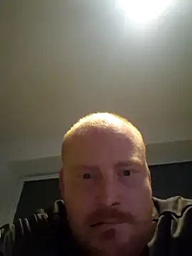 svenni2525 online show from October 2025 05:15:02 AM