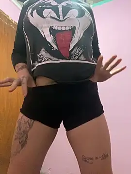 agathahoty online show from October 2025 10:34:02 PM