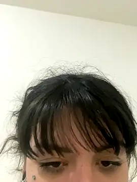 agathahoty online show from December 2025 08:40:01 PM