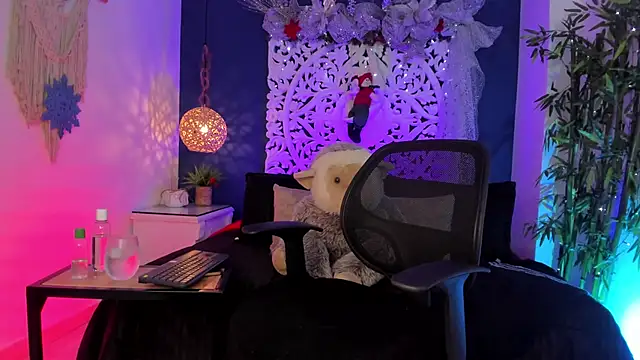 Adonis WB online show from January 2026 04:59:02 AM