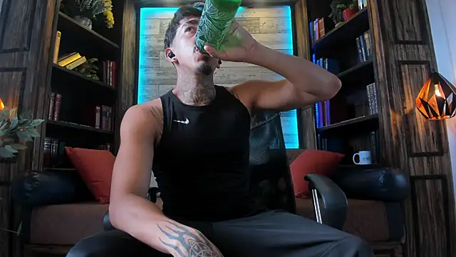 Donovan Desmond online show from September 2025 08:19:01 PM