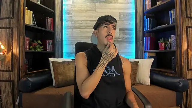 Donovan Desmond online show from October 2025 07:56:01 PM