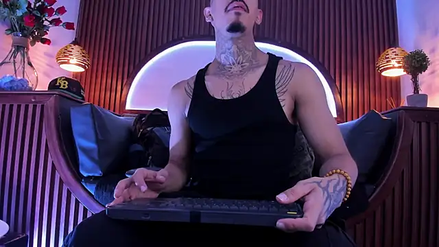 Donovan Desmond online show from February 2026 05:00:02 AM