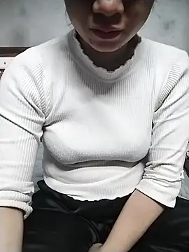 Mie rose online show from November 2025 01:05:02 AM