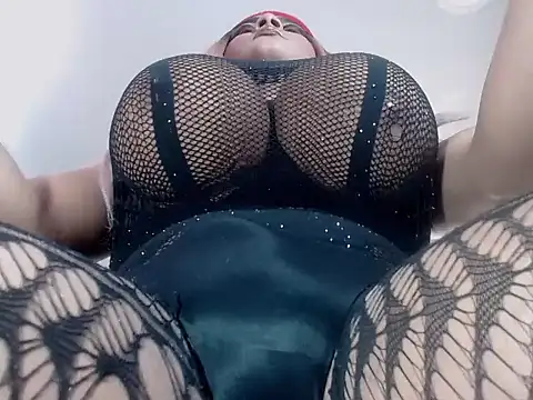 anthonella zam online show from November 2025 03:11:01 PM