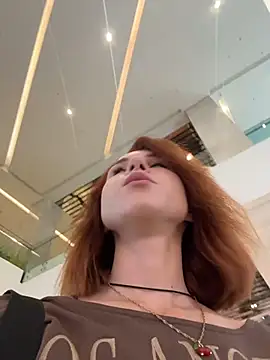 Snapshot of RosieSecret chatting on September 2025 07:02:01 AM RosieSecret online show from September 2025 07:02:01 AM