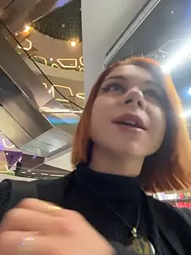 Snapshot of RosieSecret chatting on October 2025 08:04:02 AM RosieSecret online show from October 2025 08:04:02 AM