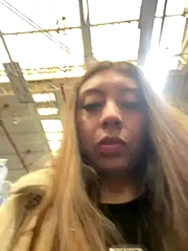 Sara-cooper2 online show from November 2025 07:28:01 PM