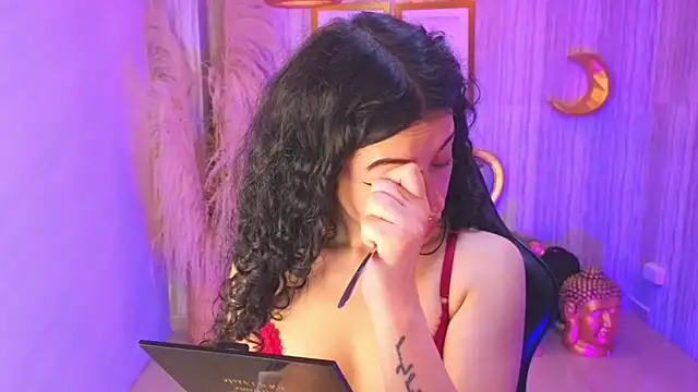 valkiria ardent s online show from January 2026 01:05:01 PM