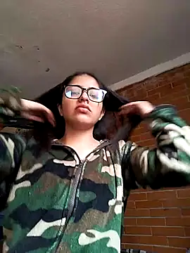 Goddesscut333 online show from December 2025 06:58:02 PM