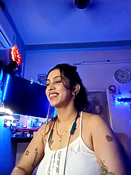 Love Beauty01 online show from February 2026 06:52:01 PM