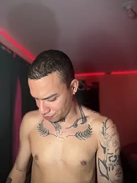 AlphaMasterXxx online show from October 2025 07:40:02 AM