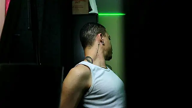 AlphaMasterXxx online show from December 2025 04:53:02 AM