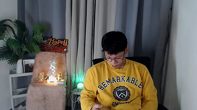 pinkcock froi2305 online show from October 2025 01:41:02 AM