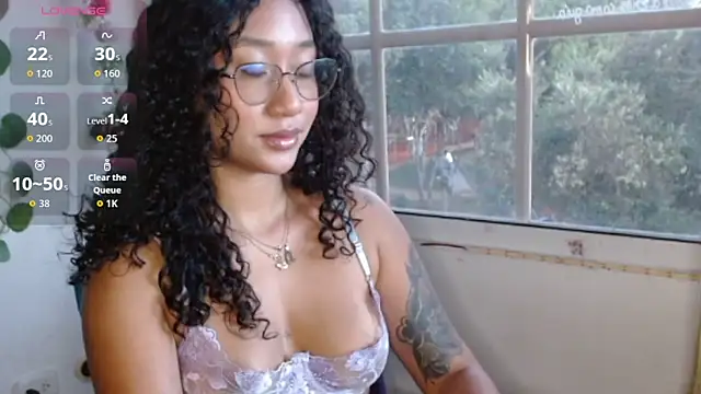 Snapshot of helios_clitiaxx chatting on October 2025 10:33:02 PM helios clitiaxx online show from October 2025 10:33:02 PM