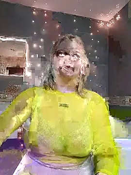 HelenHartt online show from December 2025 01:45:01 AM