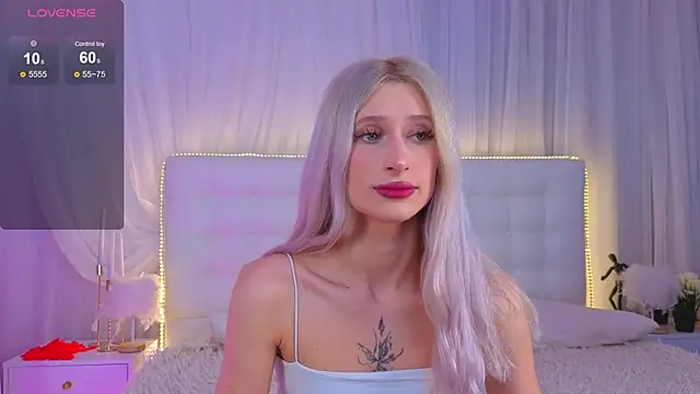 Snapshot of Monica_Leen chatting on March 2026 06:25:02 AM Monica Leen online show from March 2026 06:25:02 AM