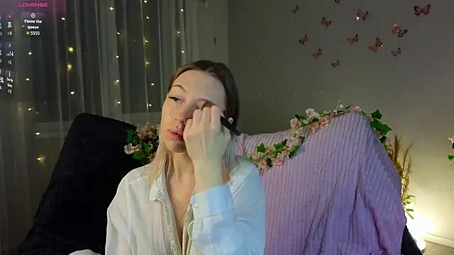 Snapshot of NyxaThorn chatting on January 2026 02:44:01 PM NyxaThorn online show from January 2026 02:44:01 PM