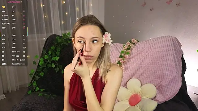 Snapshot of NyxaThorn chatting on January 2026 03:06:02 PM NyxaThorn online show from January 2026 03:06:02 PM