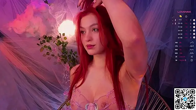 GildedKitten online show from December 2025 05:50:01 PM