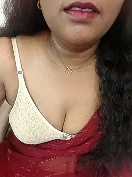 Snapshot of Aunty_Boy_143 chatting on April 2026 06:24:01 AM Aunty Boy 143 online show from April 2026 06:24:01 AM
