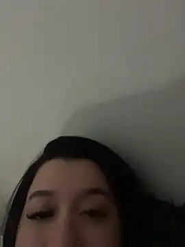 Aliciawhitee online show from April 2026 04:39:01 AM