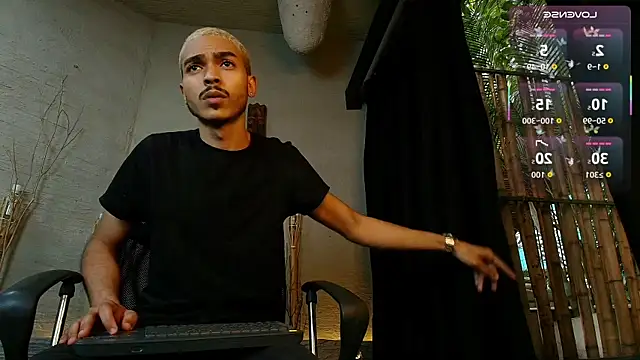 MarcusRain  online show from October 2025 07:25:02 PM