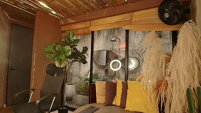 MarcusRain  online show from November 2025 08:19:02 PM