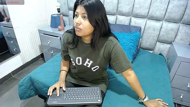 canela a73 online show from October 2025 02:29:02 PM