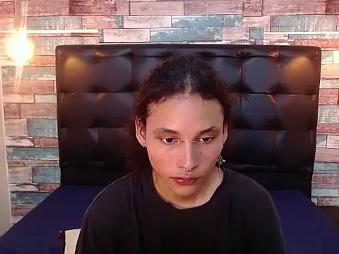 Andrew Landry online show from October 2025 02:58:02 PM