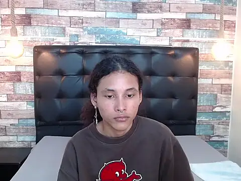Andrew Landry online show from October 2025 04:18:01 PM