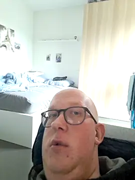 geilerd122 online show from February 2026 02:37:01 PM