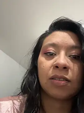 Snapshot of Lincy_and_hanna chatting on November 2025 04:45:02 AM Lincy and hanna online show from November 2025 04:45:02 AM