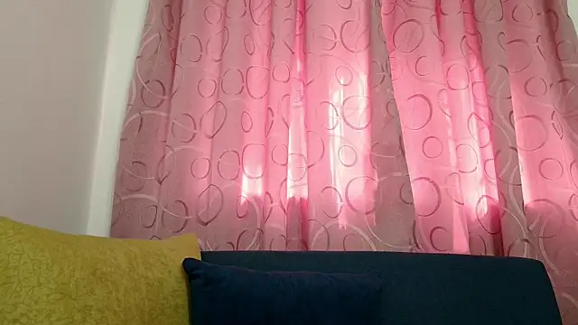 Snapshot of TifanyQueen_ chatting on September 2025 01:56:01 PM TifanyQueen online show from September 2025 01:56:01 PM