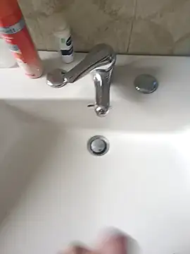 Empi19cm online show from October 2025 12:06:02 PM