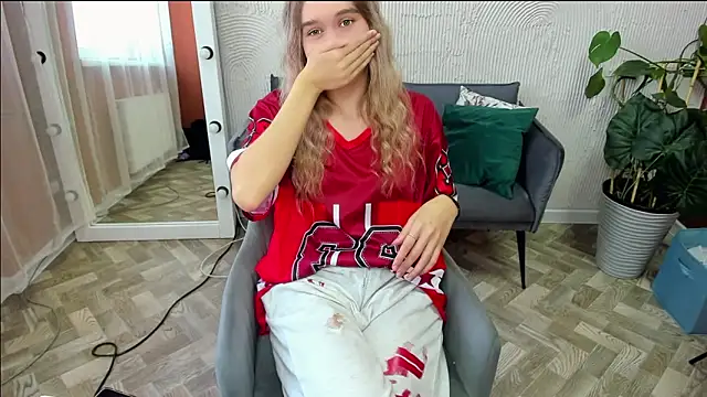 Vel1ka online show from September 2025 09:54:02 AM