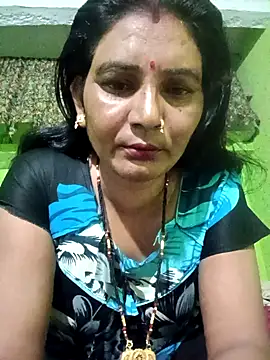 Snapshot of ZIVAA chatting on April 2026 04:57:02 AM ZIVAA online show from April 2026 04:57:02 AM